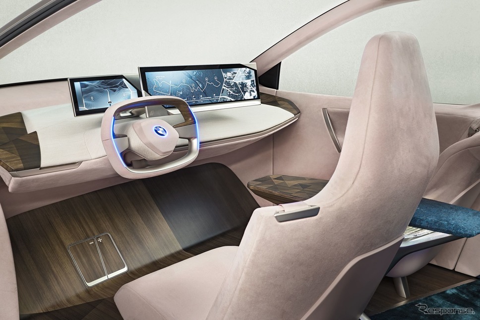 BMW ヴィジョン iNEXT《photo by BMW》