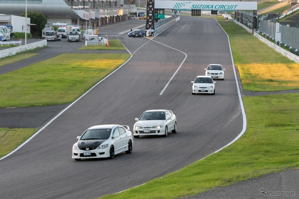鈴鹿サーキット 国際レーシングコース（フルコース）を走行《写真 上田和則》