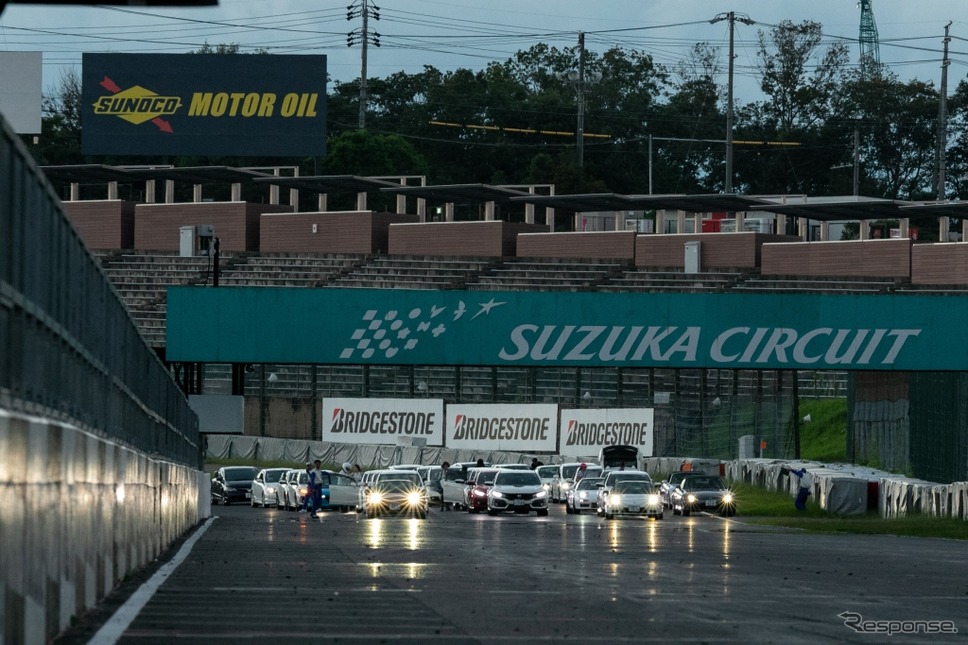 鈴鹿サーキット 国際レーシングコース(フルコース)を走行《写真 上田和則》