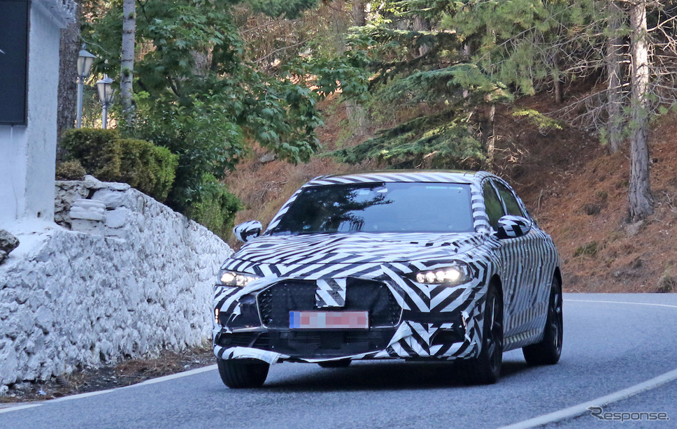 DS 8 開発車両 スクープ写真《APOLLO NEWS SERVICE》