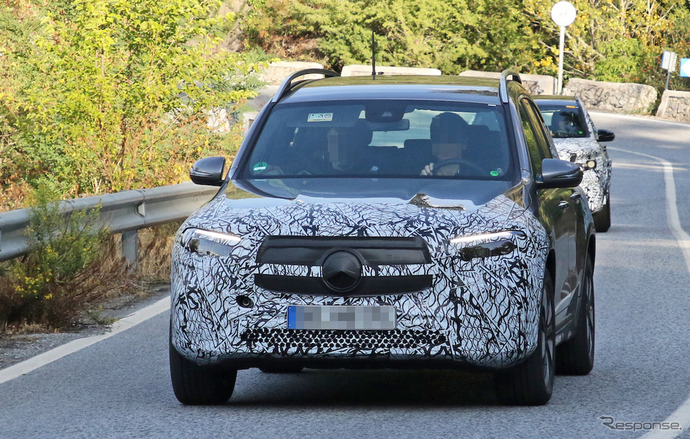 メルセデスベンツ EQB 開発車両 スクープ写真《APOLLO NEWS SERVICE》
