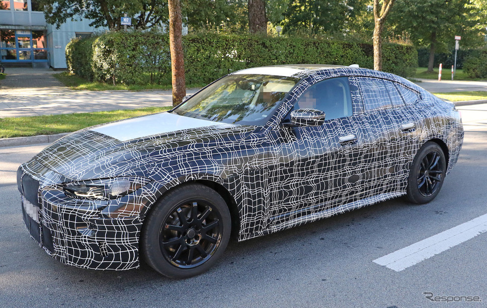 BMW 4シリーズ グランクーペ 新型プロトタイプ(スクープ写真)《APOLLO NEWS SERVICE》