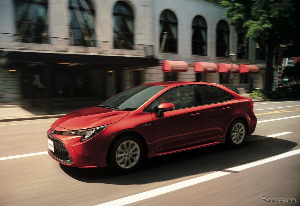 トヨタ・カローラ新型《写真:トヨタ自動車》