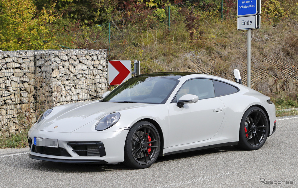 ポルシェ 911 GTS 開発車両(スクープ写真)《APOLLO NEWS SERVICE》