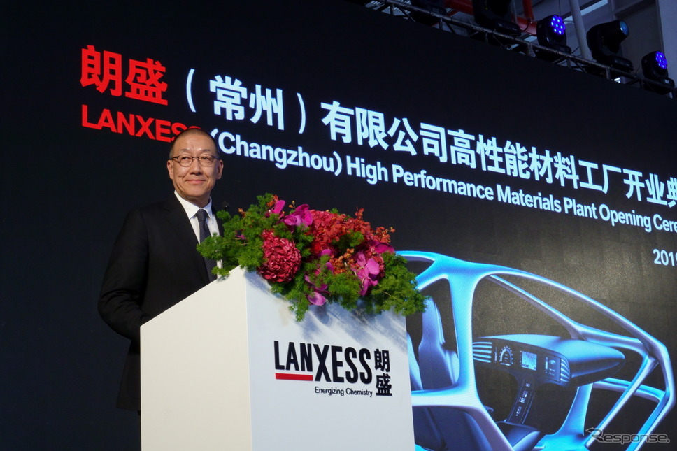 独・ランクセスは、自動車向けプラスチック製品の生産工場を中国に新設し、9月から本格稼働した《撮影 石川徹》