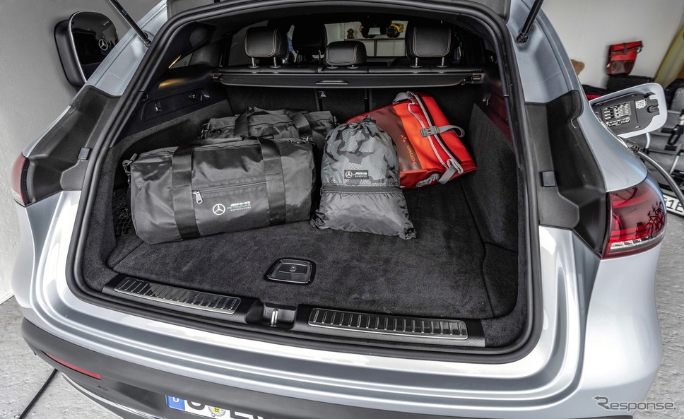 メルセデスベンツ EQC の純正アクセサリー《photo by Mercedes-Benz》