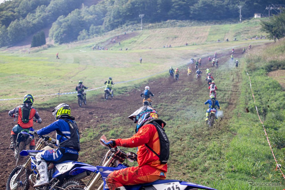 【JNCC 第6戦】渡辺学、チャンピオン決定！ 休みどころのないハードなレースを制す稲垣正倫／ANIMALHOUSE