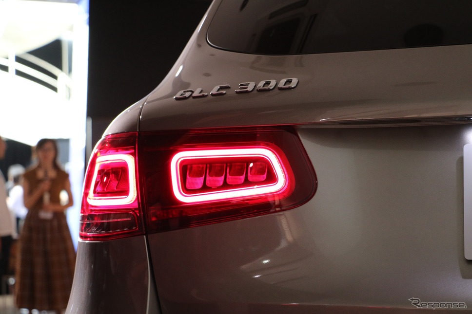 メルセデスベンツ GLC 改良新型(GLC 300 4MATIC モハーベシルバー)《撮影 平川 亮》