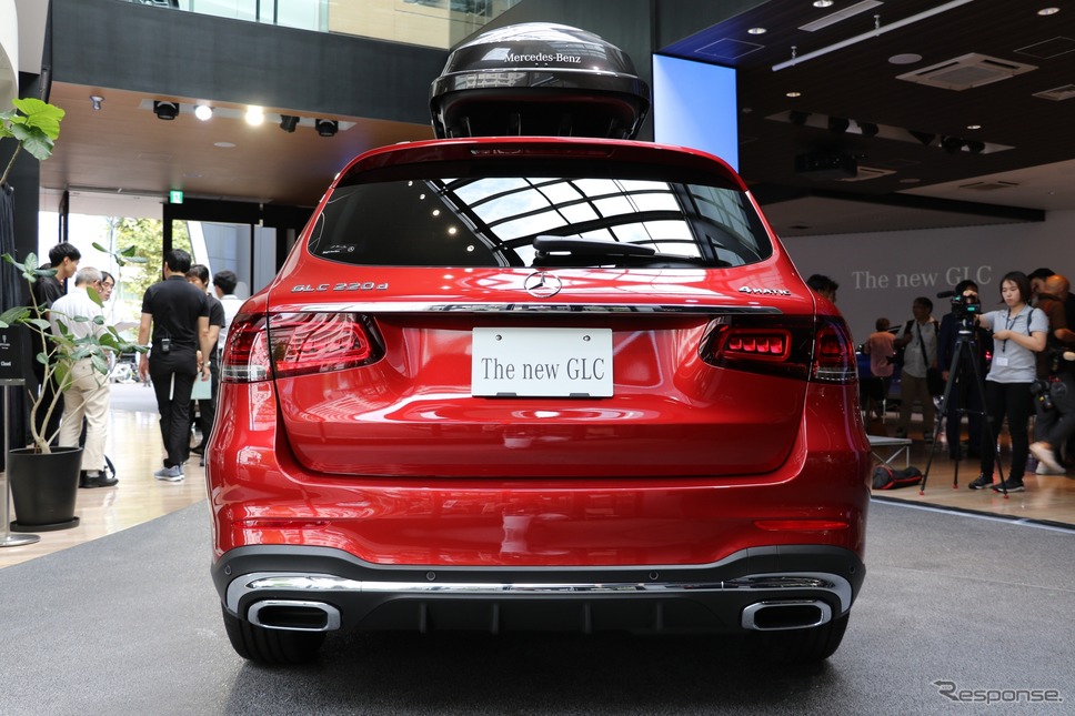 メルセデスベンツ GLC 改良新型(GLC 220d 4MATIC ヒヤシンスレッド)《撮影 平川 亮》