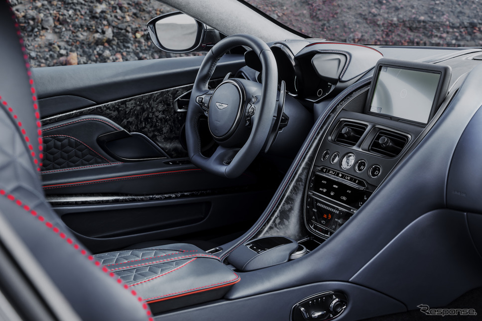 アストンマーティン DBS スーパーレッジェーラ《photo by Aston Martin》