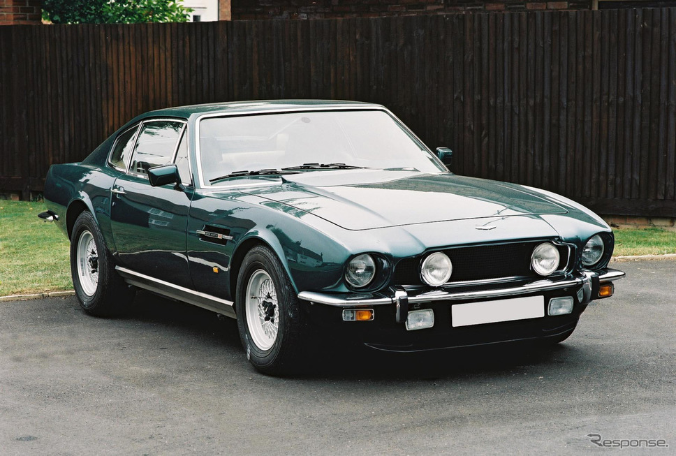 アストンマーティンV8《photo by Aston Martin》
