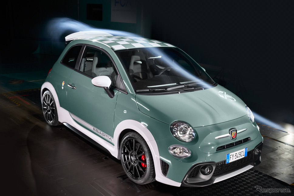 アバルト 695 70°アニバーサリオ《photo by Abarth》