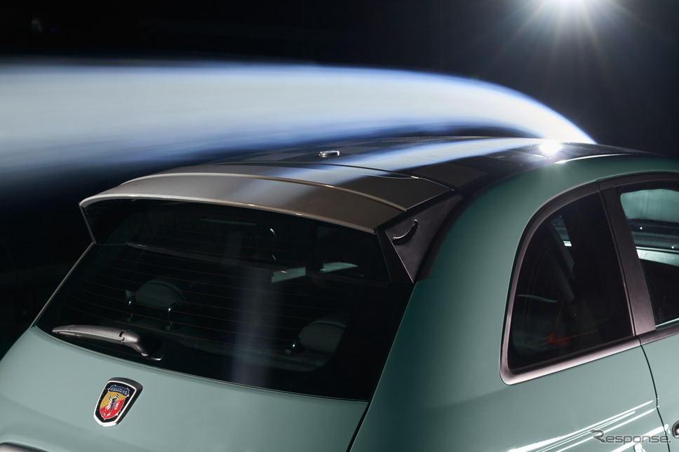 アバルト 695 70°アニバーサリオ《photo by Abarth》