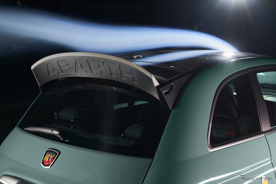 アバルト 695 70°アニバーサリオ《photo by Abarth》