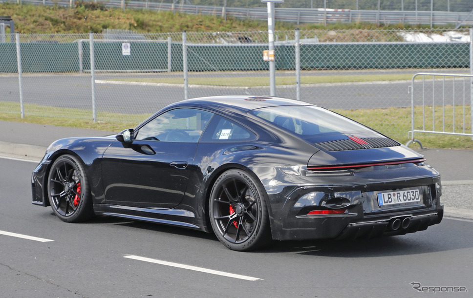 ポルシェ 911 GT3ツーリング 開発車両(スクープ写真)《APOLLO NEWS SERVICE》