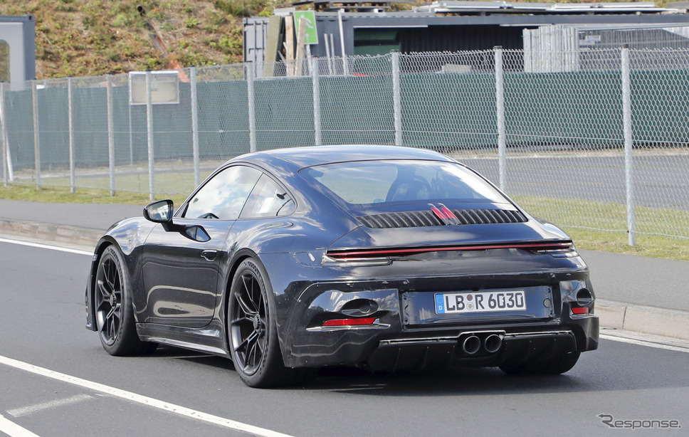 ポルシェ 911 GT3ツーリング 開発車両(スクープ写真)《APOLLO NEWS SERVICE》