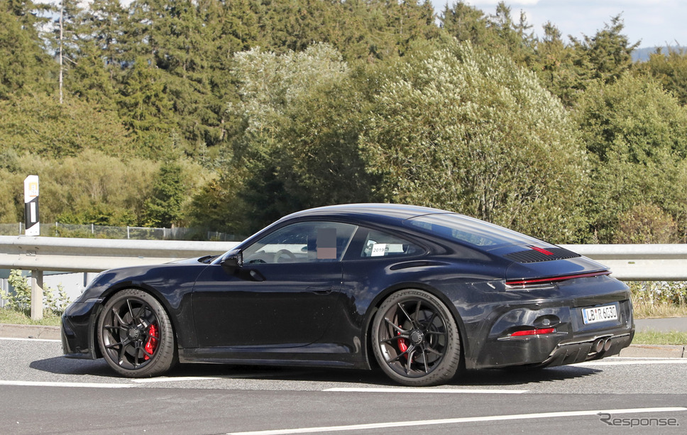 ポルシェ 911 GT3ツーリング 開発車両(スクープ写真)《APOLLO NEWS SERVICE》