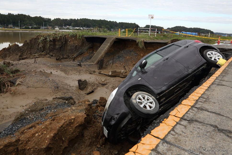 台風19号の被災状況(10月15日、茨城県水戸市)《photo (c) Getty Images》
