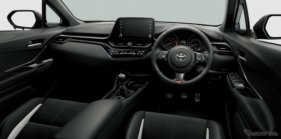 トヨタ C-HR S-T GRスポーツ(内装色:GR専用ブラック)《画像:トヨタ自動車》