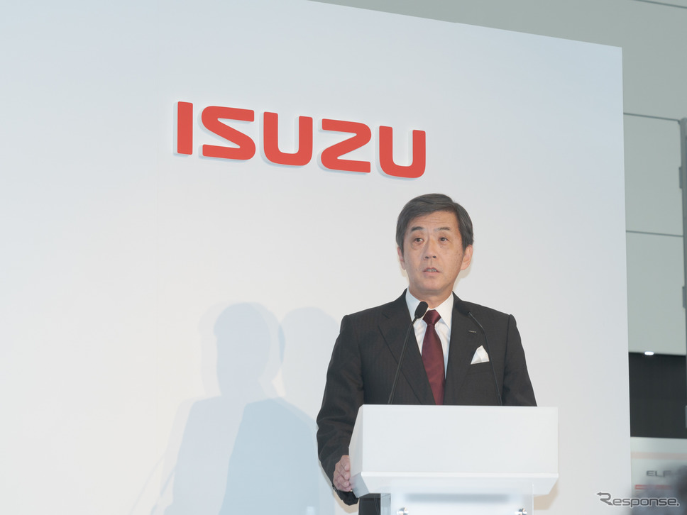 代表取締役社長・片山正則氏によって、解決していくべき5つの課題について語られた。《撮影 関口敬文》