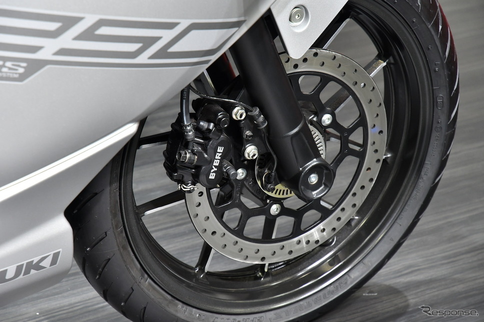 スズキ ジクサー SF250(東京モーターショー2019)《撮影 青木タカオ》