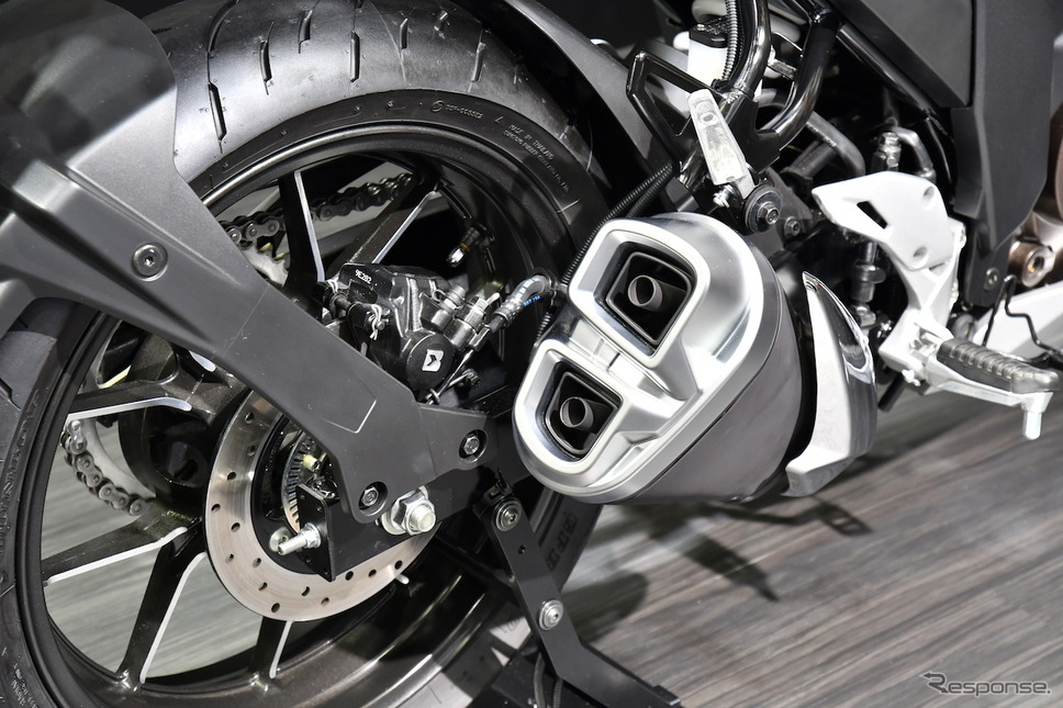 スズキ ジクサー SF250(東京モーターショー2019)《撮影 青木タカオ》