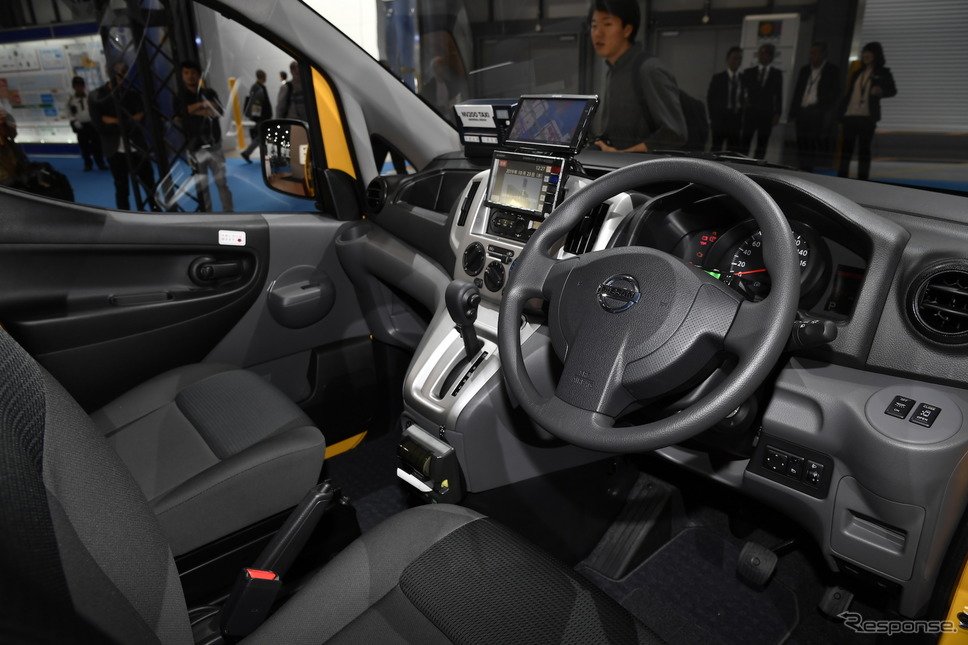 NV200タクシー ユニバーサルデザイン（東京モーターショー2019）《撮影 雪岡直樹》