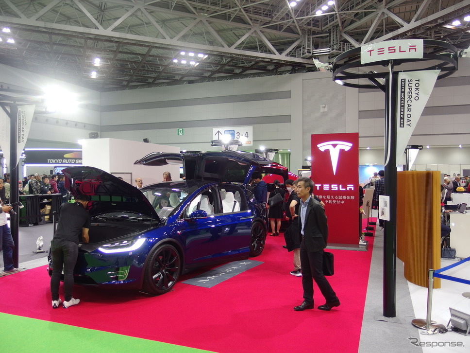 テスラ(東京モーターショー2019)《撮影 高木啓》