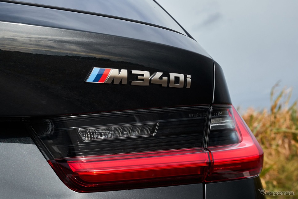 BMW 3シリーズ・ツーリング 新型の M340i xDrive《photo by BMW》
