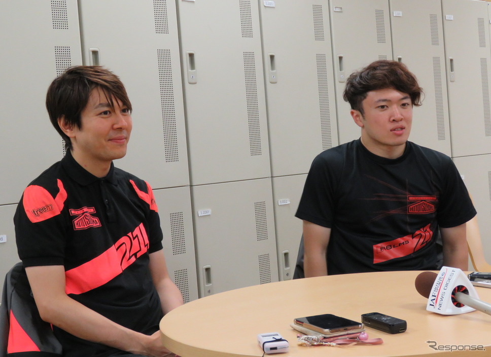 WTCR日本戦に挑んだ富田（左）と宮田（右）。《撮影 遠藤俊幸》