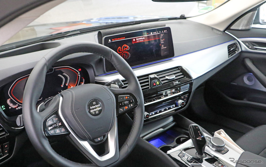BMW M5 CS 市販型 プロトタイプ スクープ写真《APOLLO NEWS SERVICE》