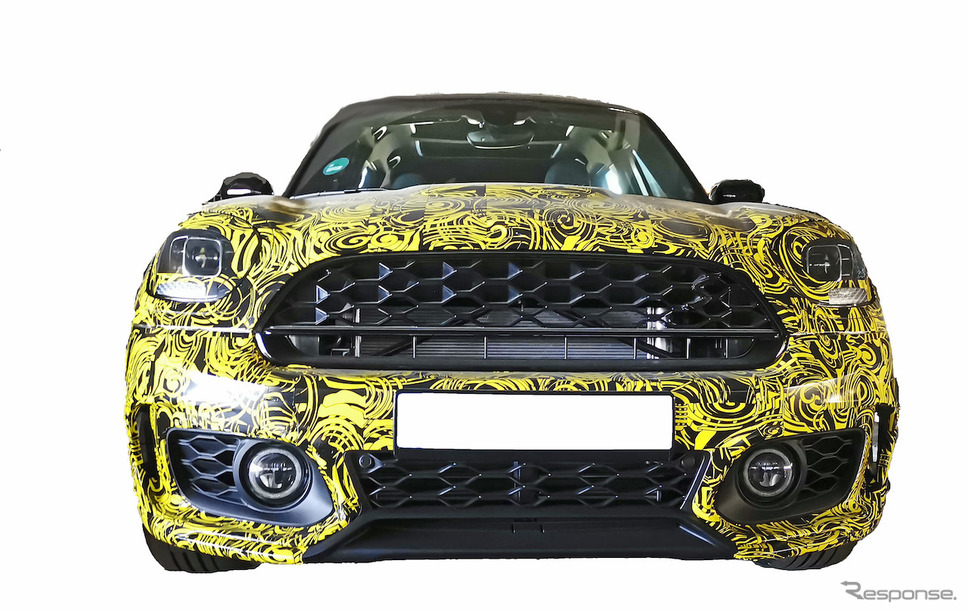 MINI クロスオーバー 改良新型(スクープ写真)《APOLLO NEWS SERVICE》