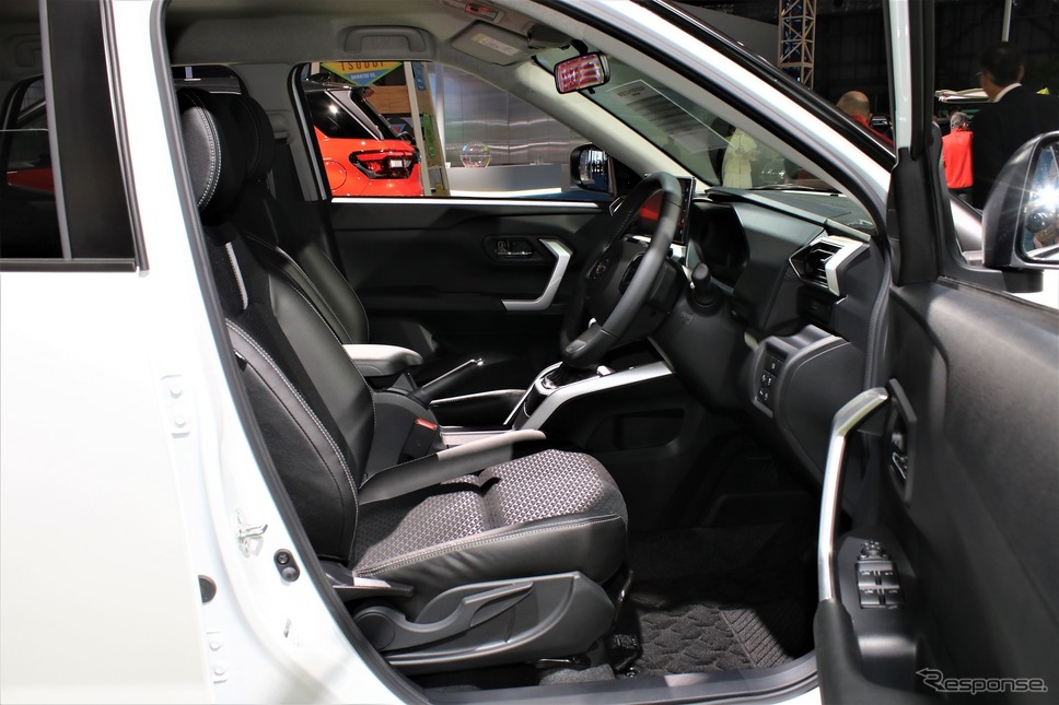 ダイハツの新型コンパクトSUV(東京モーターショー2019)《撮影 内田俊一》