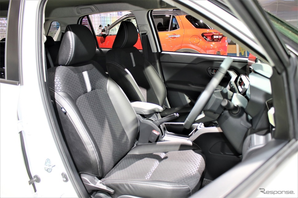 ダイハツの新型コンパクトSUV(東京モーターショー2019)《撮影 内田俊一》