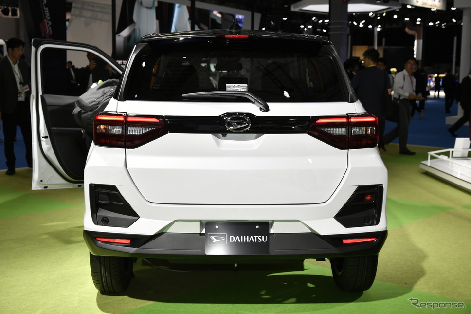 ダイハツの新型コンパクトSUV(東京モーターショー2019)《撮影 雪岡直樹》