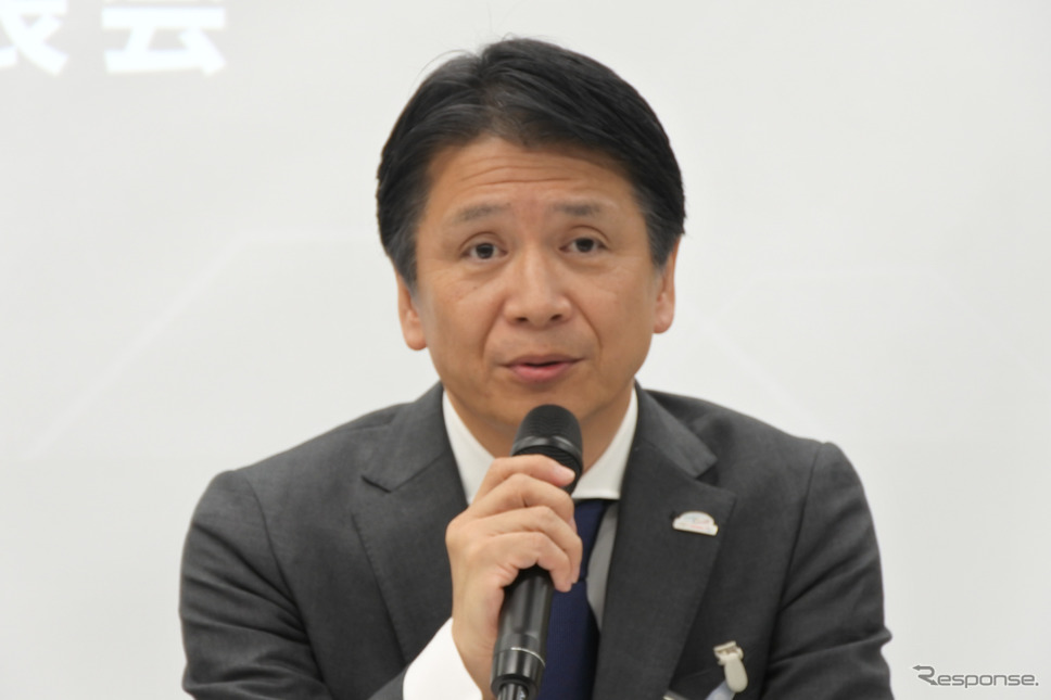 トヨタ自動車 国内販売事業本部 長田准 副本部長《撮影 小松哲也》