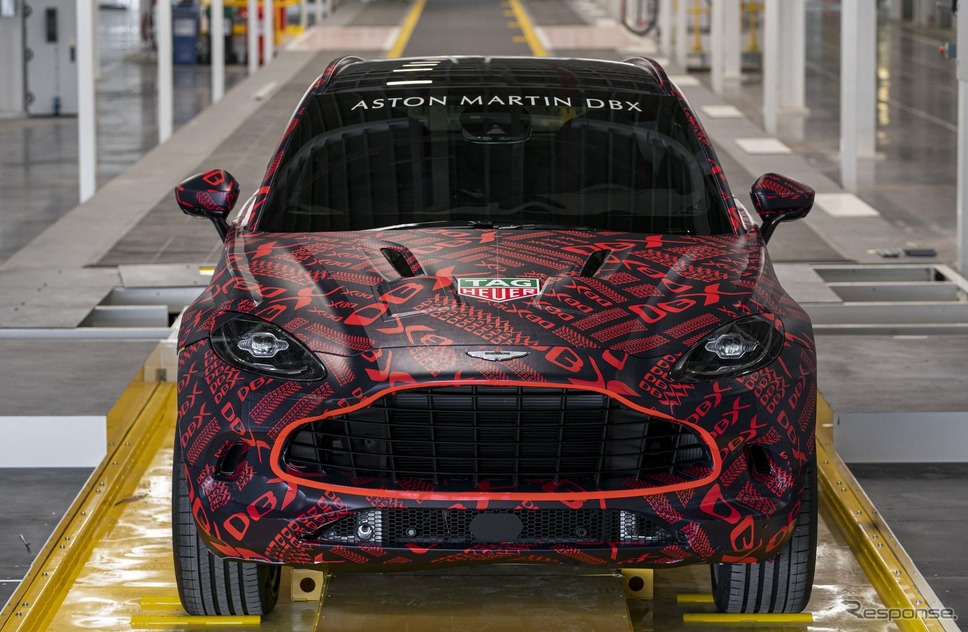 アストンマーティン DBX のプロトタイプ《photo by Aston Martin》