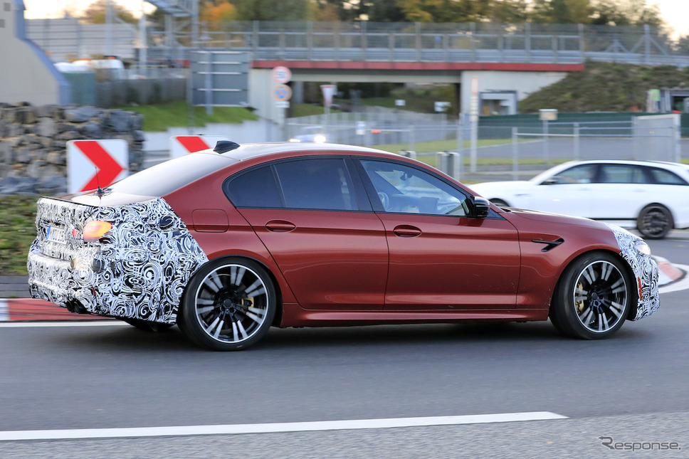 BMW M5セダン 改良新型 スクープ写真《APOLLO NEWS SERVICE》