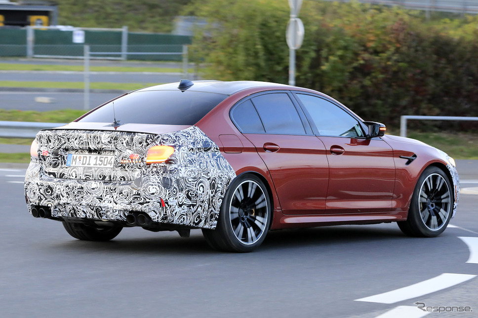 BMW M5セダン 改良新型 スクープ写真《APOLLO NEWS SERVICE》