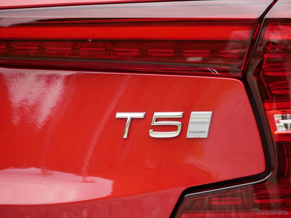 ボルボ S60 新型（T5インスクリプション）撮影　中村孝仁