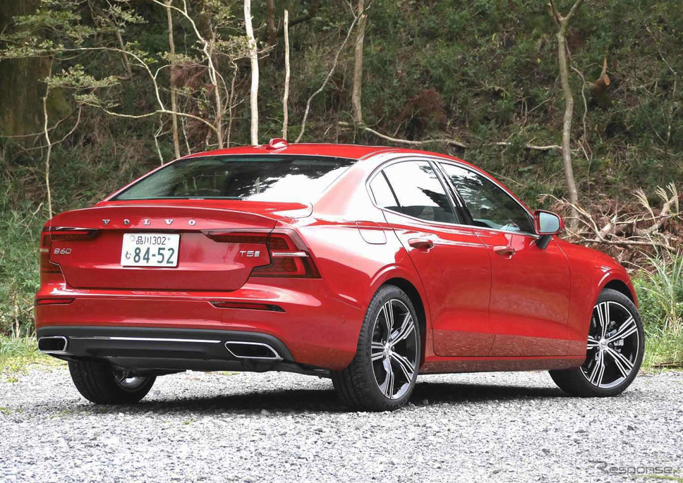 ボルボ S60 新型（T5インスクリプション）撮影　中村孝仁