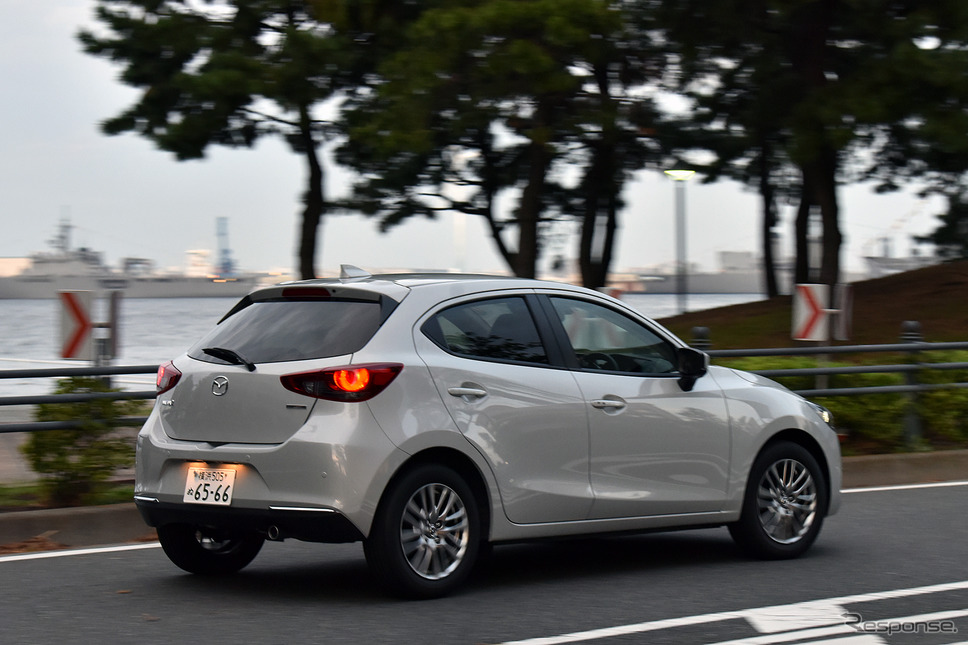 マツダ2 15S PROACTIVE(4WD、AT)《撮影 中野英幸》