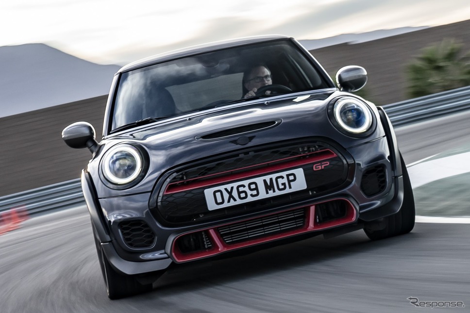 MINI ジョンクーパーワークス(JCW)GP 新型《photo by MINI》