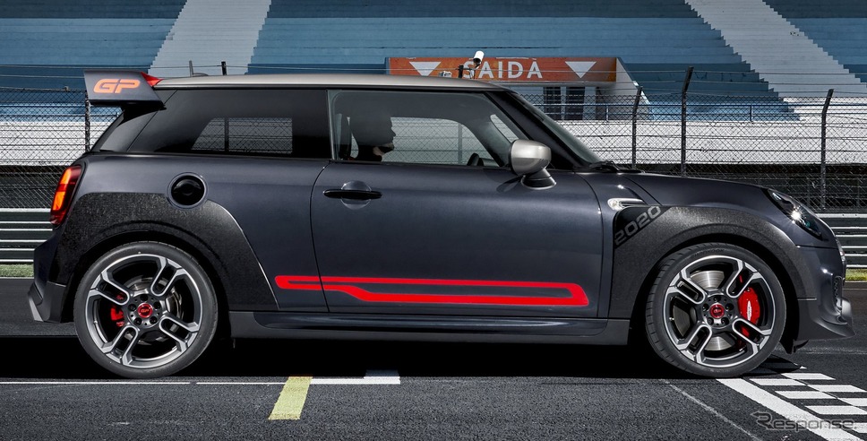 MINI ジョンクーパーワークス(JCW)GP 新型《photo by MINI》