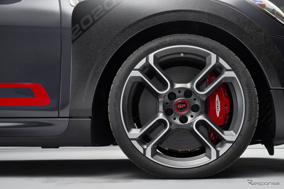 MINI ジョンクーパーワークス(JCW)GP 新型《photo by MINI》