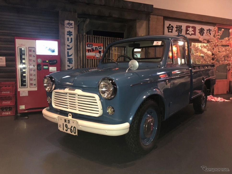 ダットサン 1000 トラック G222型（1960年）《画像：アムラックストヨタ》