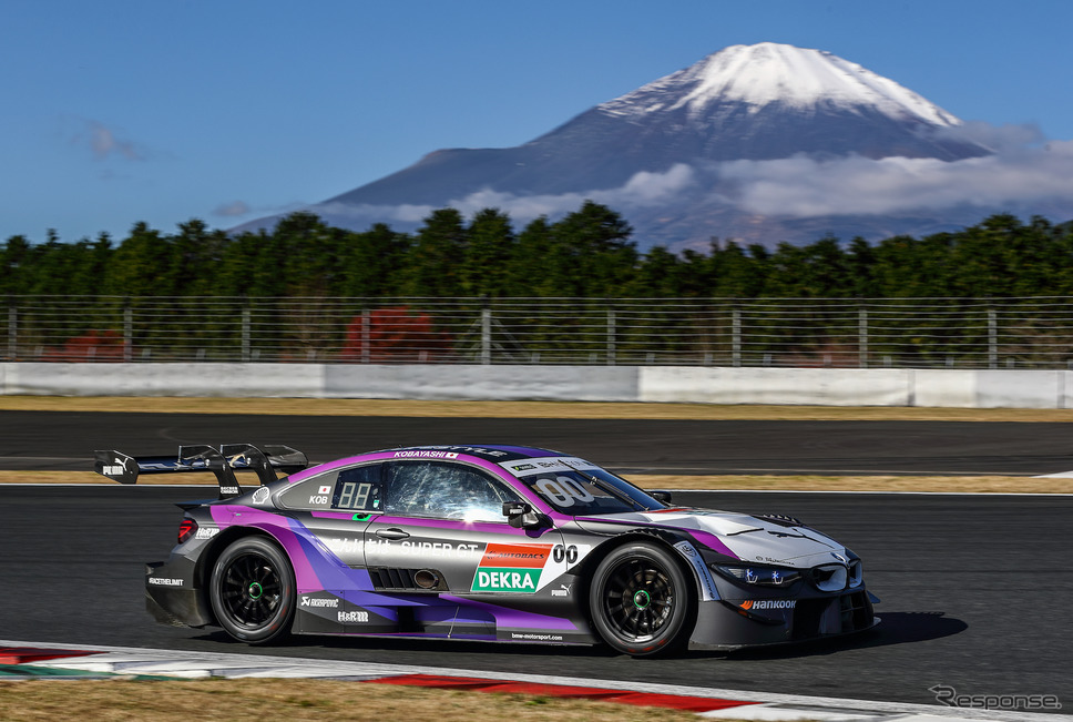 #00 BMW M4 DTM(小林可夢偉、写真は21日)《撮影 益田和久》