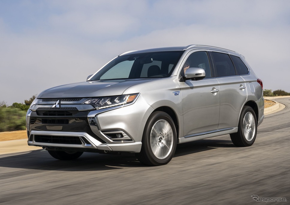 三菱 アウトランダー PHEV(米国仕様)《photo by Mitsubishi Motors》