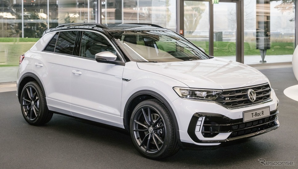 フォルクスワーゲン Tロック Rの量産第一号車《photo by VW》