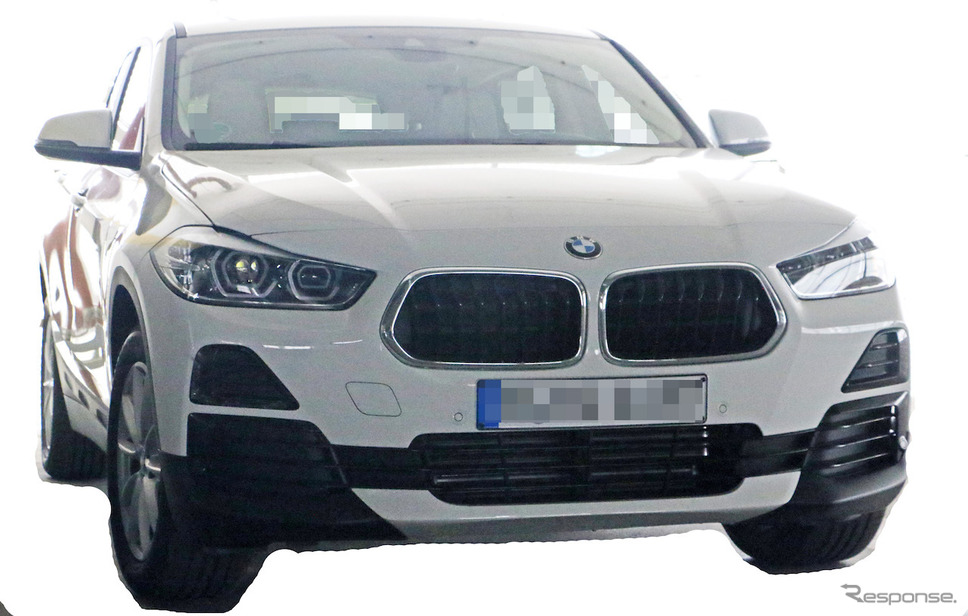BMW X2 xDrive 25e 開発車両スクープ写真《APOLLO NEWS SERVICE》